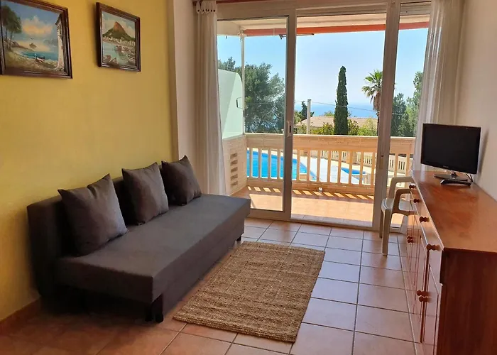 Apartamento Con Vistas Y Piscina En Salou!